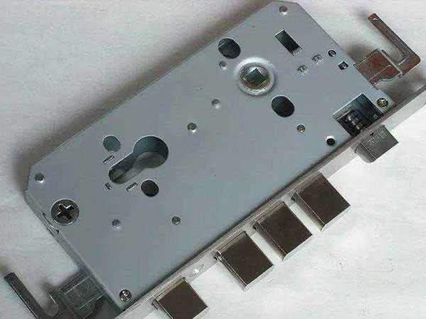 钦南24小时上门开锁公司